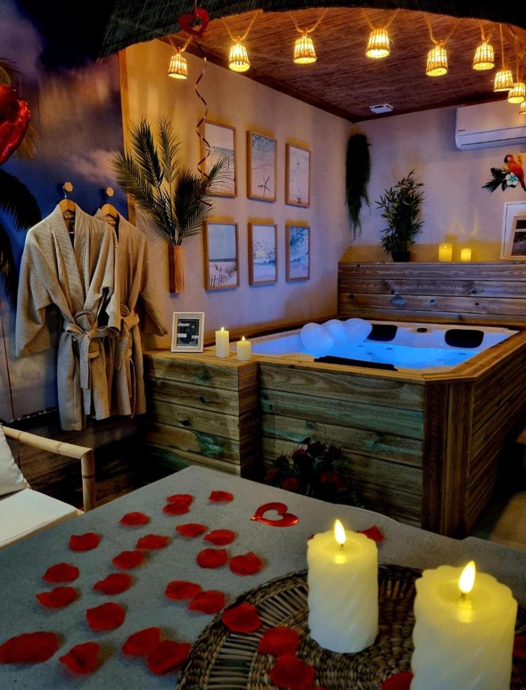 Apartment Les Spas De La Mer, Appart&spa Aloha, 100m De La Plage, Plein Coeur Du Grau