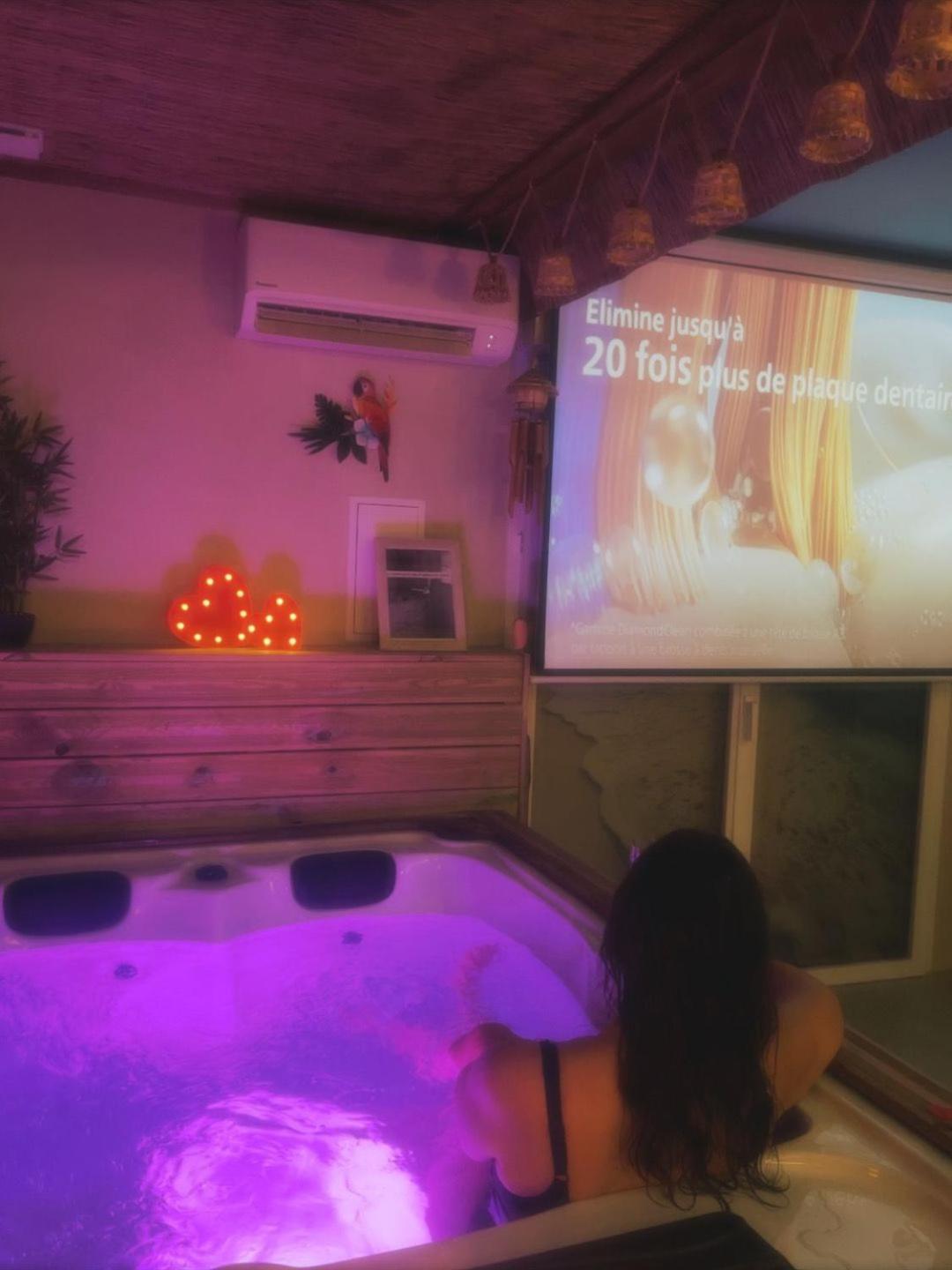 Les Spas De La Mer, Appart&spa Aloha, 100m De La Plage, Plein Coeur Du Grau Apartment *